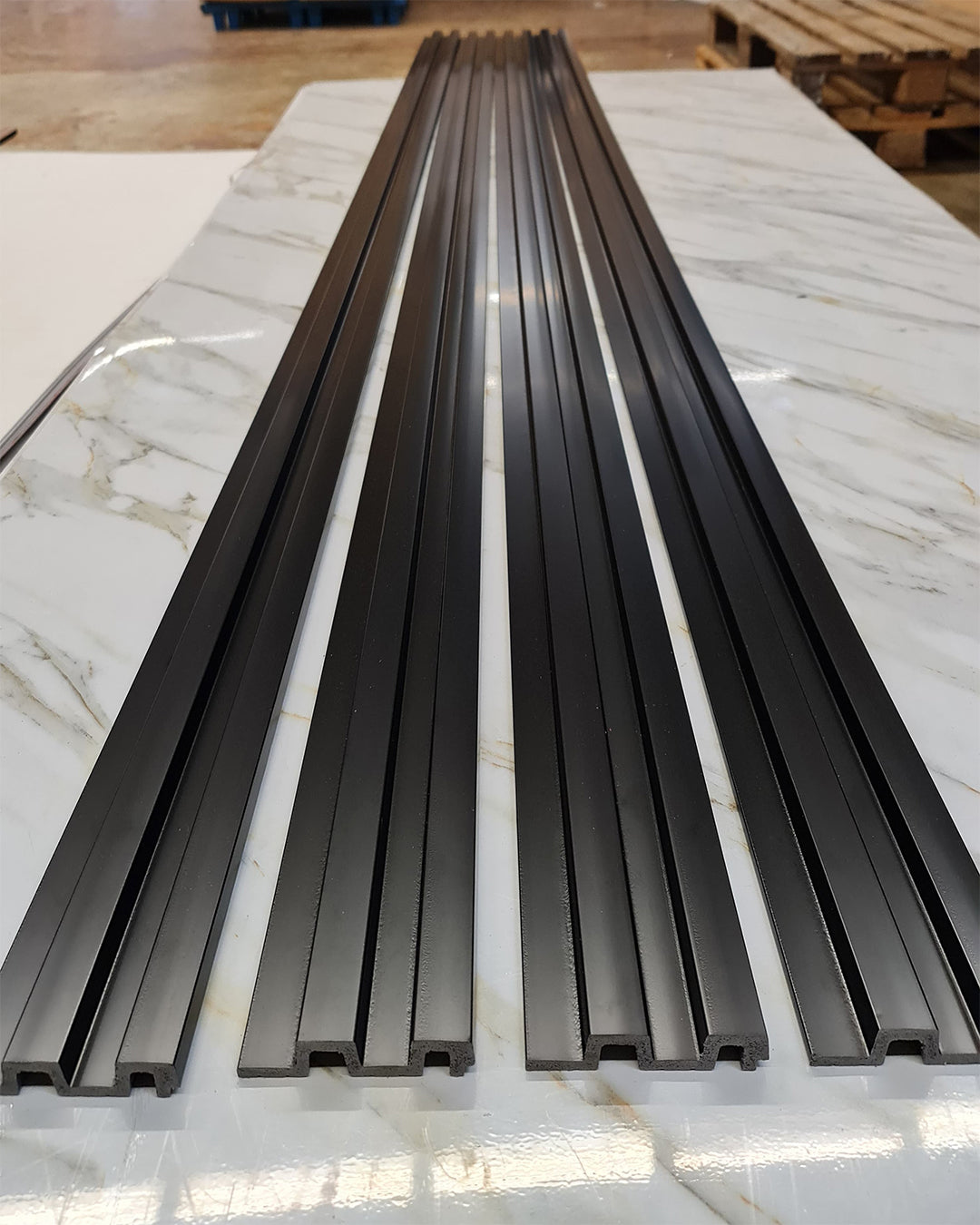 Black Wood Ps Wandpaneele