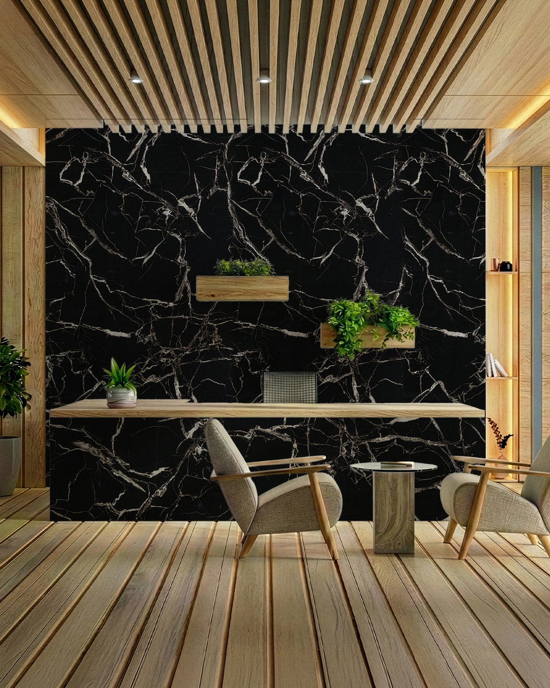 Wandpaneele Marmoroptik 122x244 cm in elegantem Raum mit modernem Holzinterieur und schwarzen Marmorakzenten.