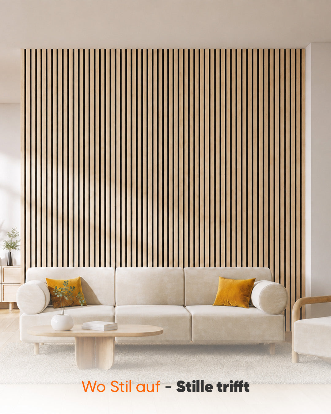 3D Akustikpaneele Holz 50x240 cm in modernem Raum mit Sofa und Akustikwand.